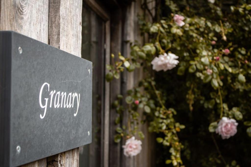 The Granary Barbrook Exterior foto